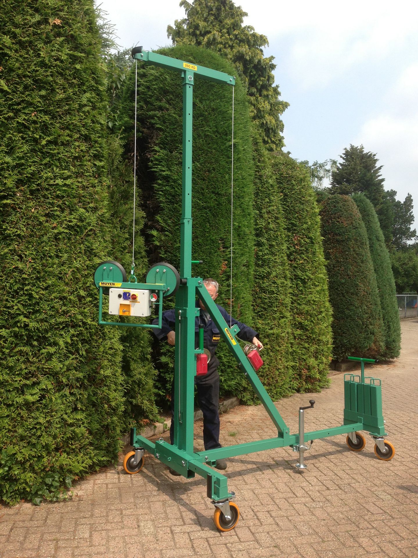 HS200 Micoloto, glaslift tot 4.5 meter 250 kg.