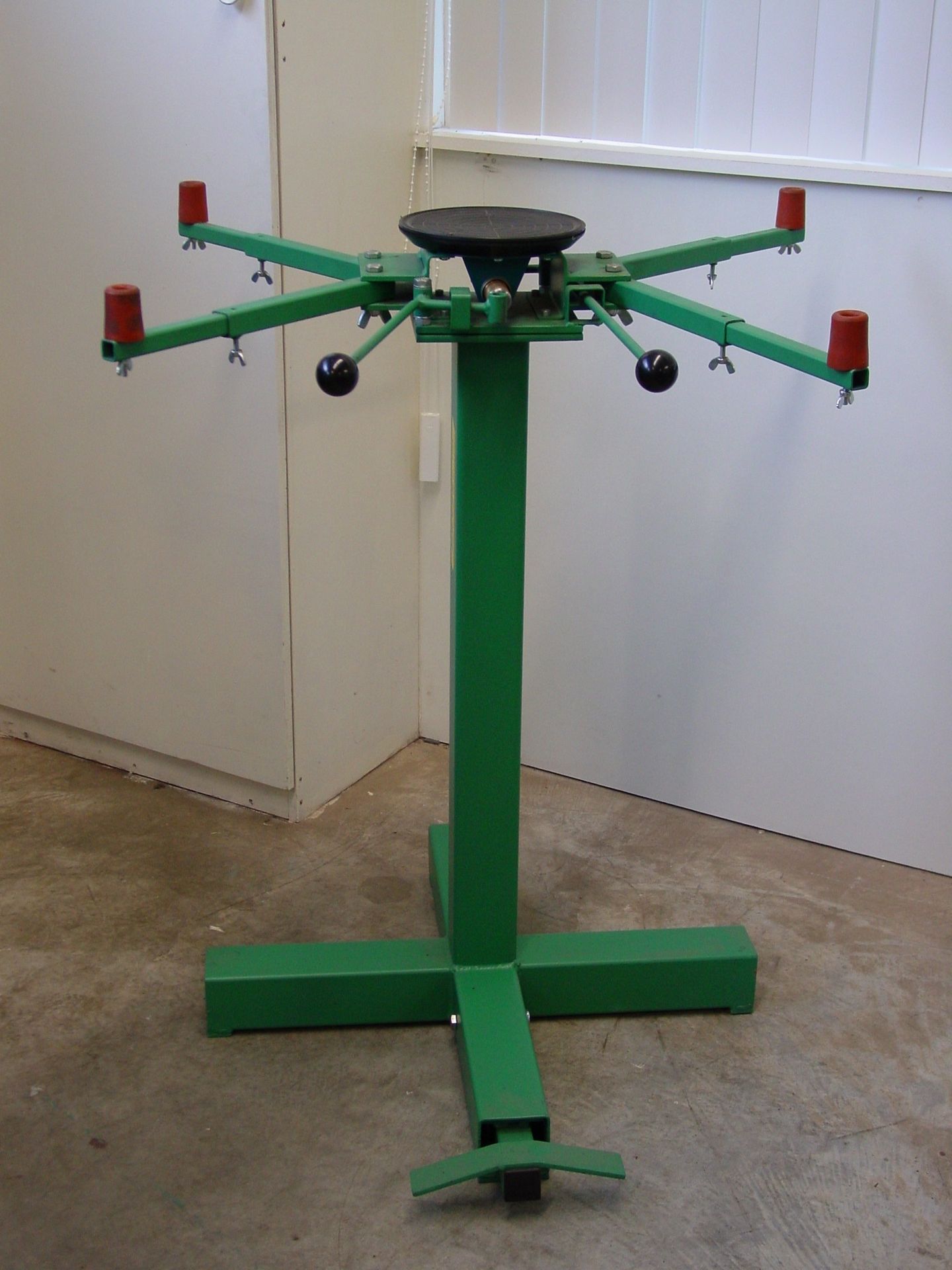 tn122 kittafel met steunarmen